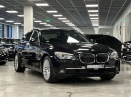 BMW 730 sedanas