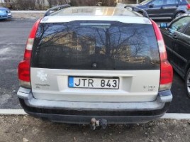 Volvo V70 | 4