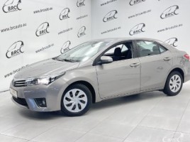 Toyota Corolla sedanas