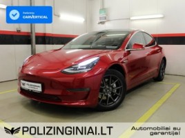 Tesla Model 3 хэтчбек