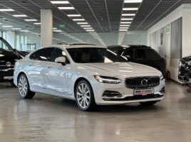 Volvo S90 седан