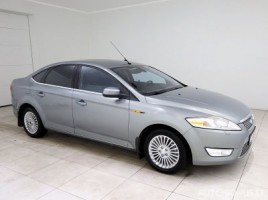 Ford Mondeo saloon