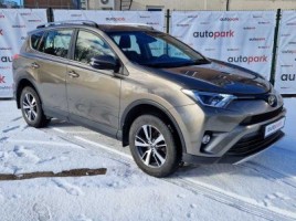 Toyota RAV4 | 1