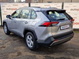 Toyota RAV4 | 3