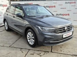 Volkswagen Tiguan | 2