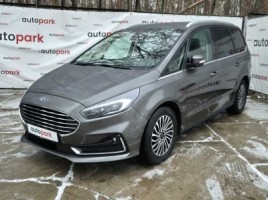 Ford Galaxy минивэн