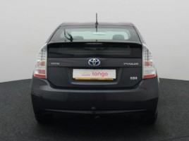 Toyota Prius | 4