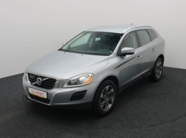 Volvo XC60 cross-country