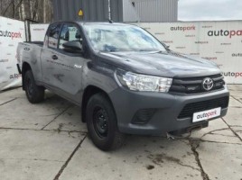 Toyota Hilux, 2.4 l., pick-up | 2