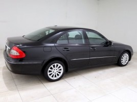 Mercedes-Benz E200, 1.8 l., Седан | 2
