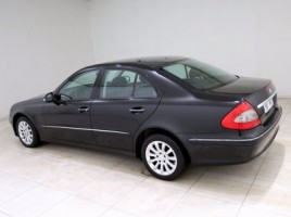 Mercedes-Benz E200, 1.8 l., Седан | 3