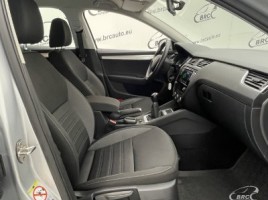 Skoda Octavia, 1.0 l., hatchback | 3