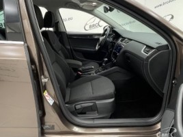 Skoda Octavia, 1.5 l., hatchback | 3
