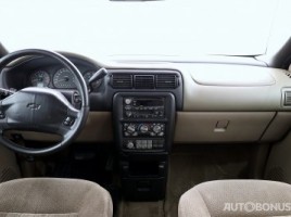 Honda Civic, 1.8 l., hečbekas | 4