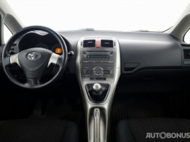 Toyota Auris, 1.6 l., hatchback | 4
