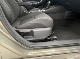 Toyota Corolla, 1.8 l., Хэтчбек | 4