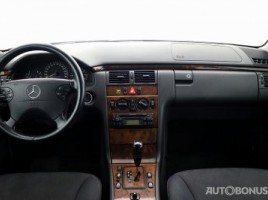 Mercedes-Benz E200, 2.0 l., universalas | 4
