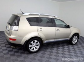 Mitsubishi Outlander, 2.4 l., cross-country | 2