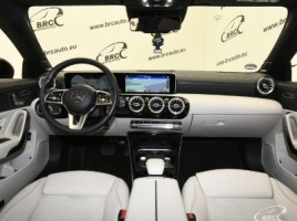 Mercedes-Benz CLA200, 1.3 l., Седан | 2