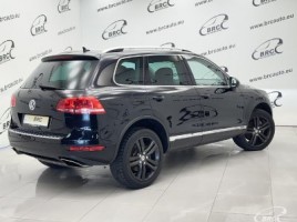 Volkswagen Touareg, 3.0 l., cross-country | 1