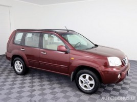 Nissan X-Trail внедорожник