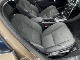 Volvo V40 | 4