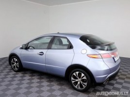 Honda Civic, 1.8 l., hečbekas | 3