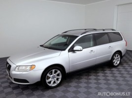Volvo V70, 2.4 l., universal | 1
