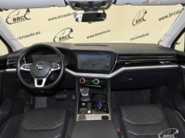 Volkswagen Touareg, 3.0 l., visureigis | 2