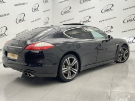 Porsche Panamera, 4.8 l., saloon | 1