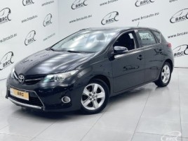 Toyota Auris hatchback
