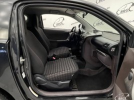 Toyota iQ | 3
