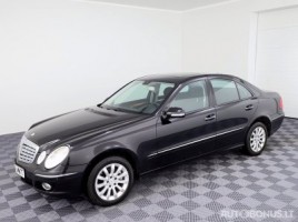 Mercedes-Benz E200, 1.8 l., sedanas | 1