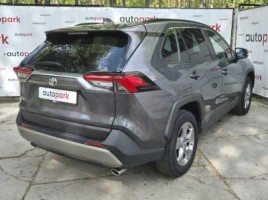 Toyota RAV4 | 3