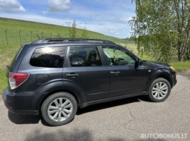 Subaru Forester visureigis