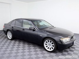 BMW 730 седан