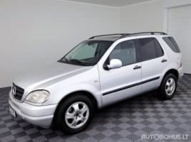 Mercedes-Benz ML270 | 1