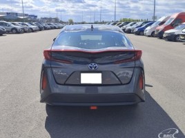 Toyota Prius | 3
