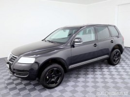 Volkswagen Touareg | 1