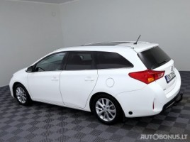 Toyota Auris | 3