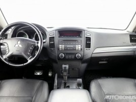 Mitsubishi Pajero, 3.2 l., cross-country | 4