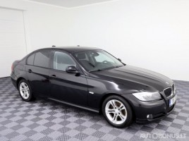 BMW 318 седан