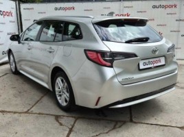 Toyota Corolla | 4