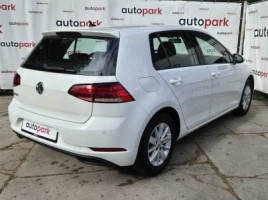 Volkswagen Golf, 1.0 l., Хэтчбек | 3