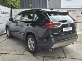 Toyota RAV4 | 4