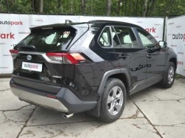 Toyota RAV4 | 3