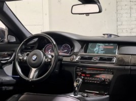 BMW 750 | 2