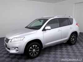 Toyota RAV4 | 1