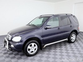 Mercedes-Benz ML270 | 1