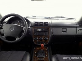 Mercedes-Benz ML270 | 4